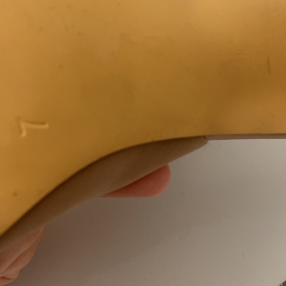 Beige Boot heels - Picture 3 of 3